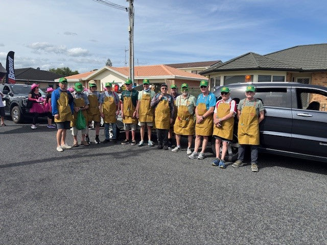 Orewa Santa Parade 2025 - Best Non-Commercial Float: Hibiscus Men's Shed