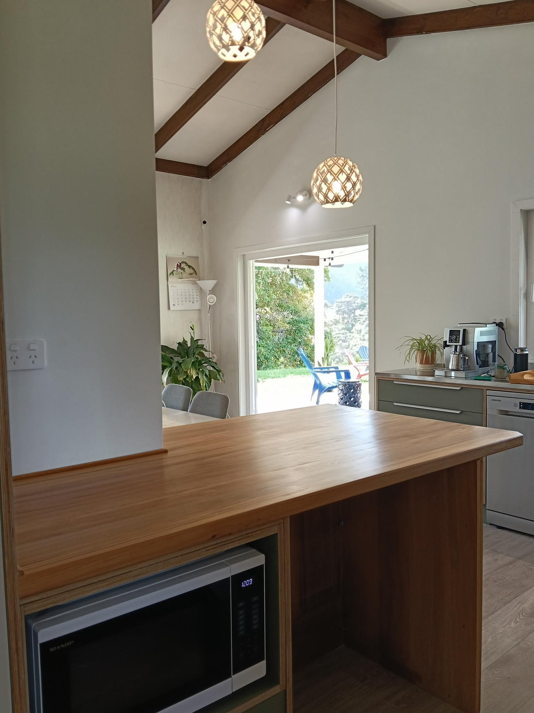 Rimu Kitchen Benchtop made by Steve Mills